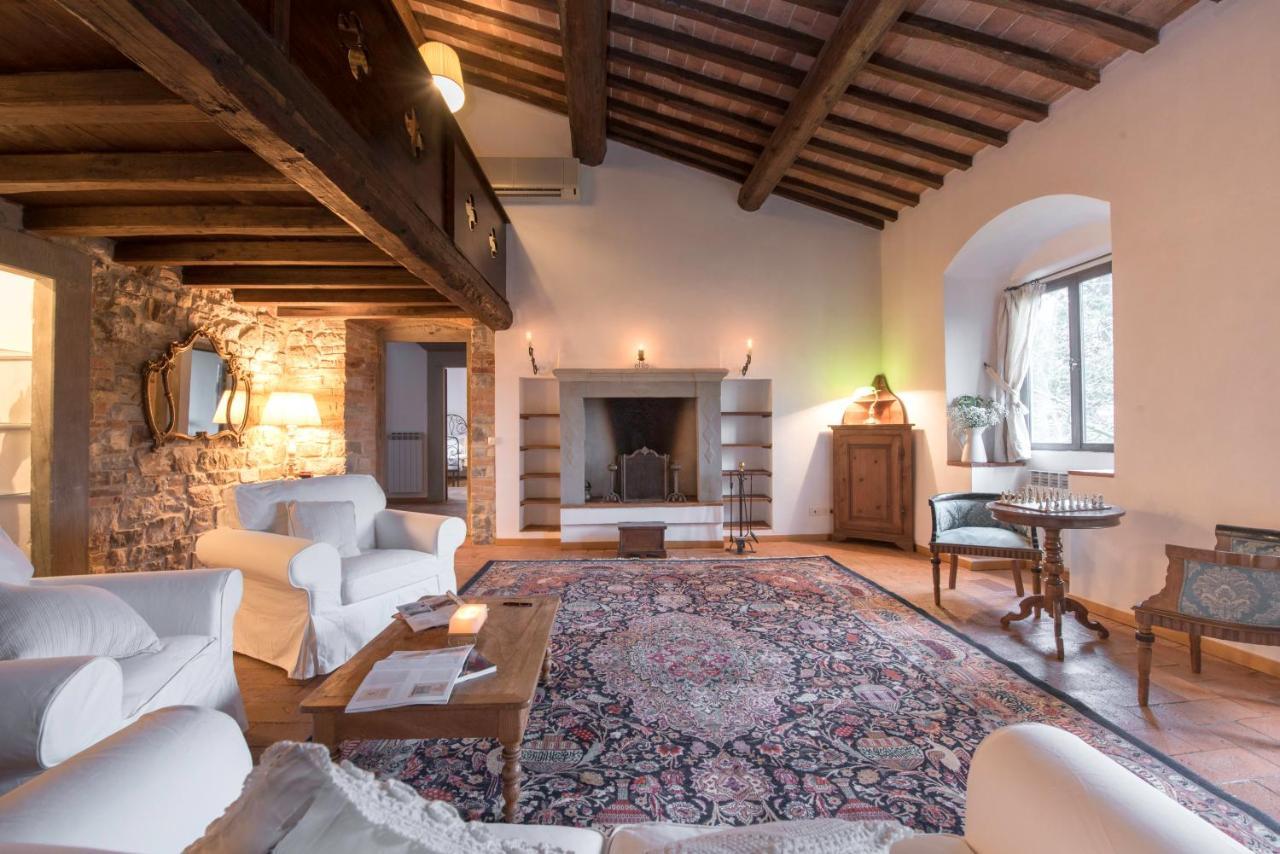 Bed and Breakfast Torre Di Badia à Badia A Passigano Extérieur photo